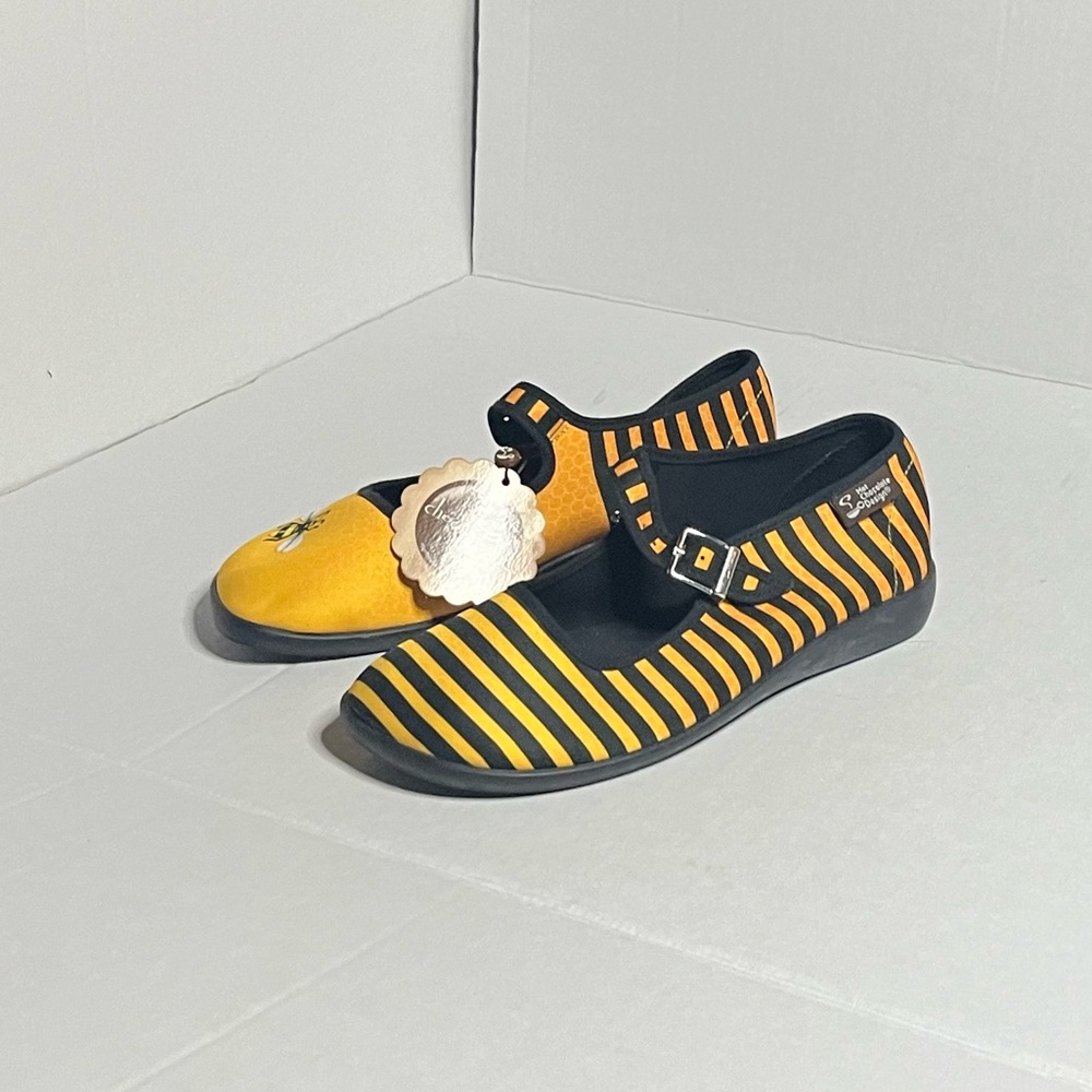 Hot Chocolate Bumble Bee Mary Jane’s - Picture 3 of 12